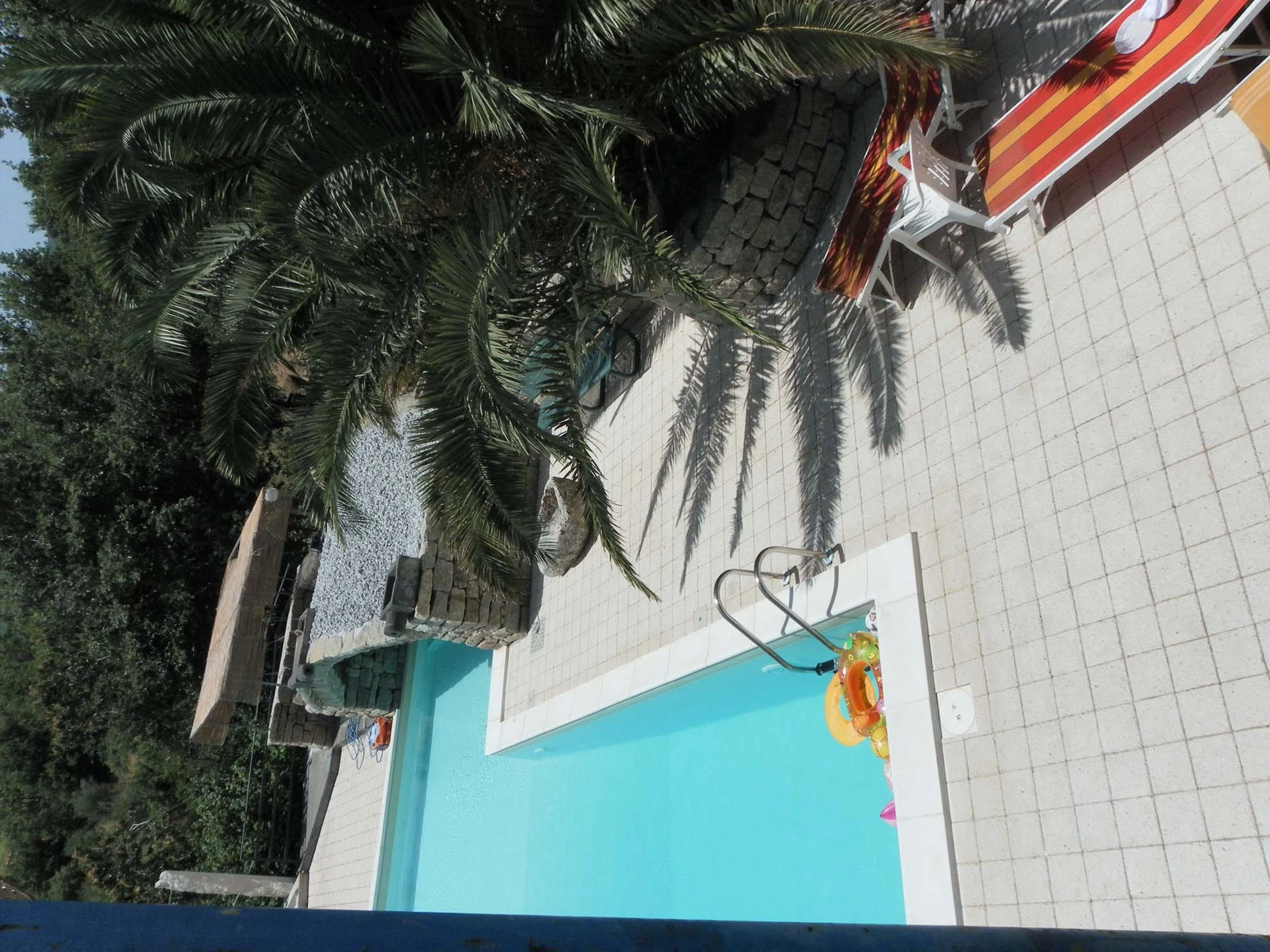 Linguaglossa (CT) Piscina